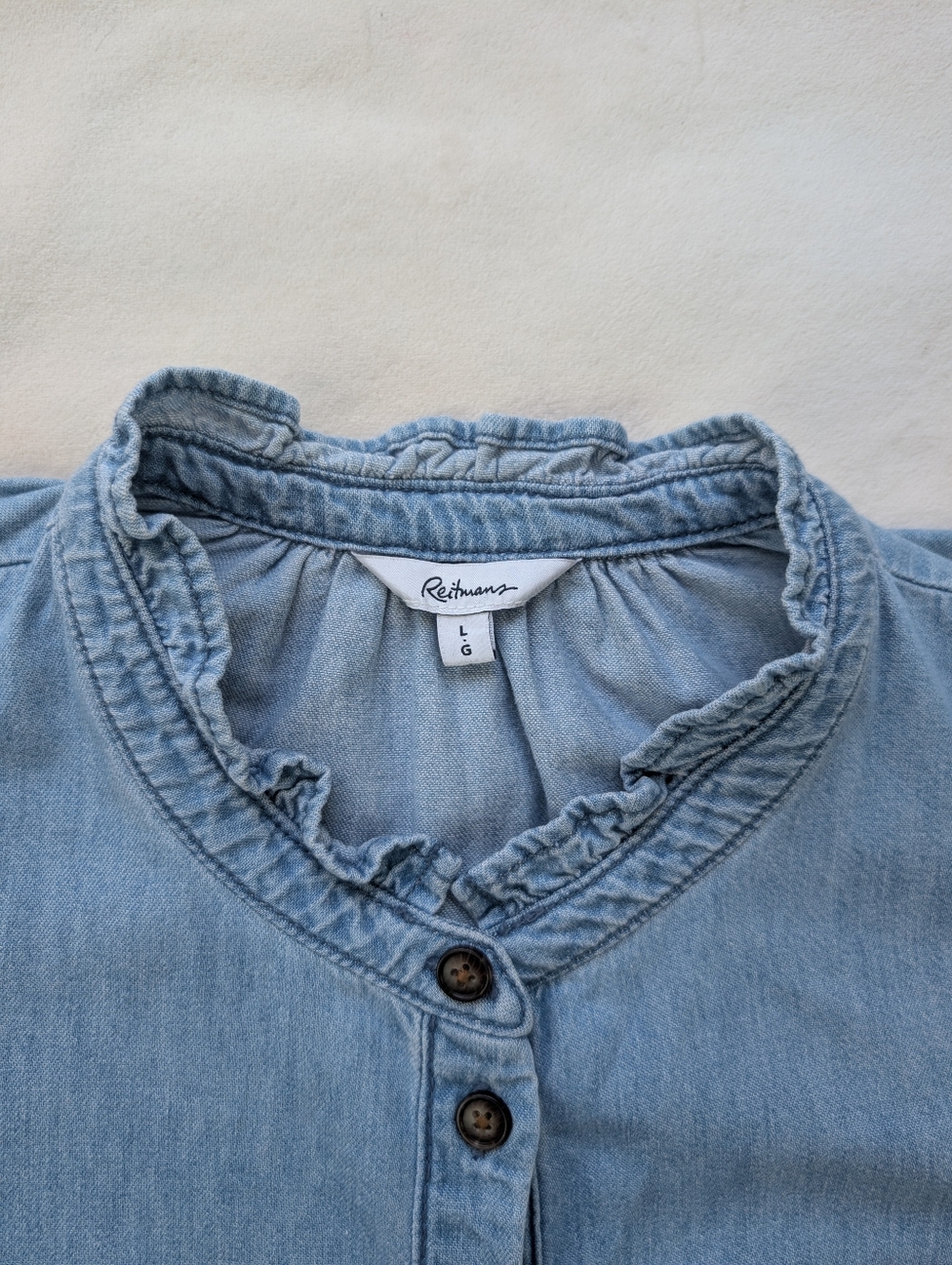 Reitmans Women's Chambray Denim Top Puff Sleeve Blouse Lightweight Size L - Picture 8 of 16